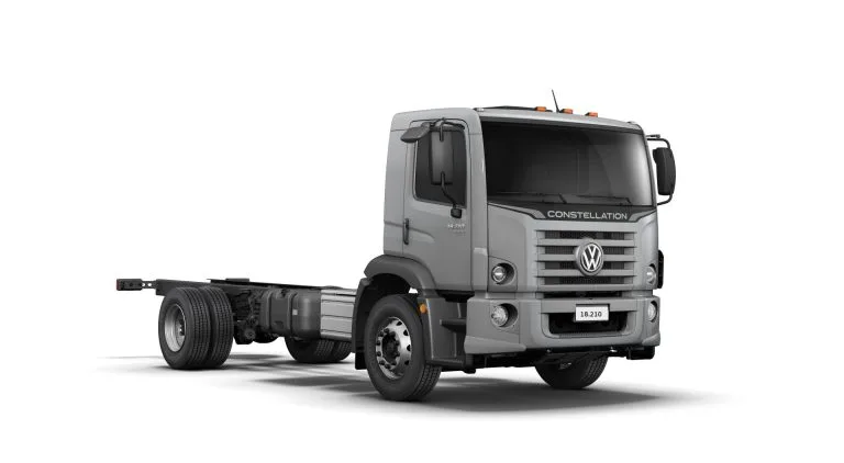 VW__CONS_ROB_18210_CAB-E_34_RIGHT_MOONSTONE-768x422